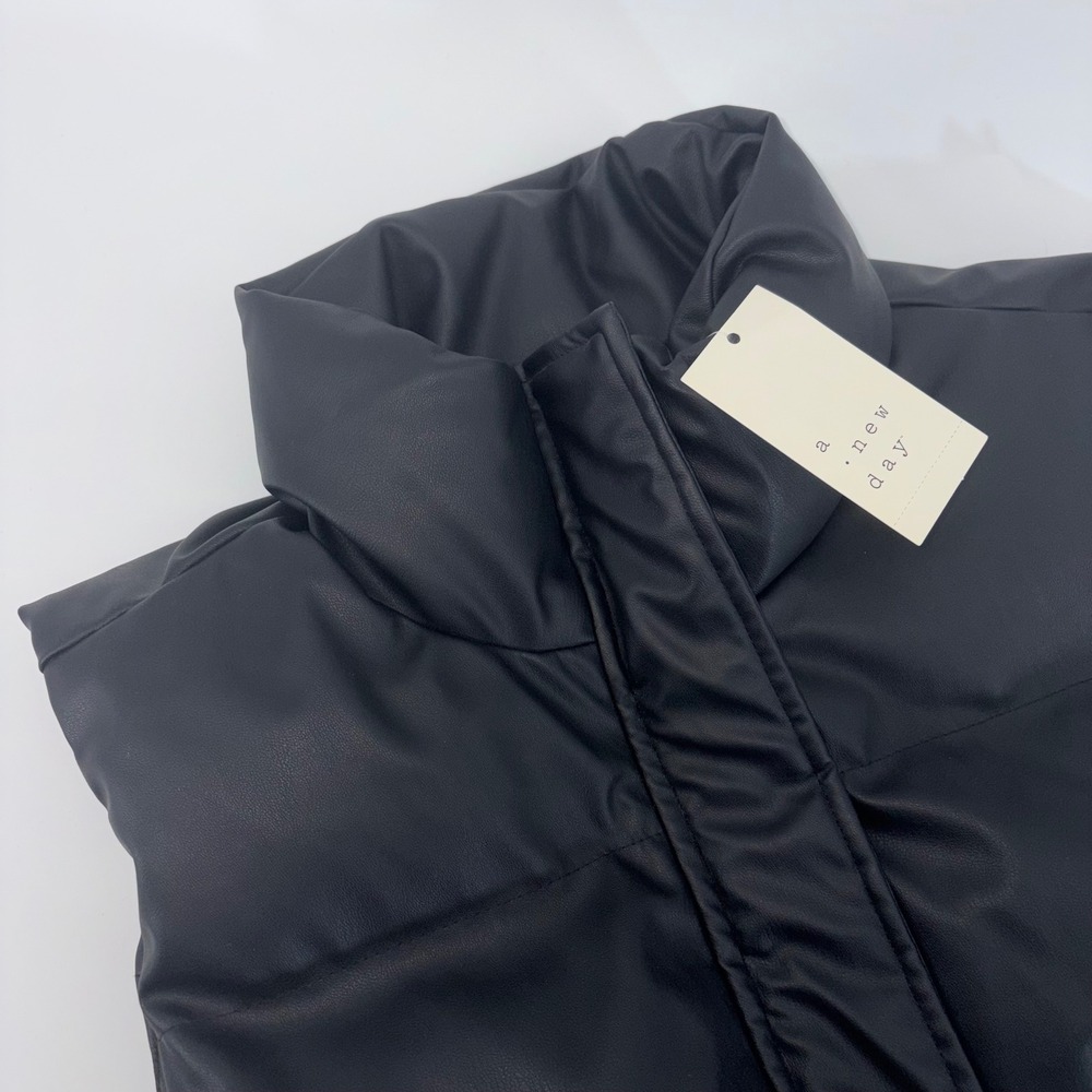 A New Day Black Faux Leather Puffer Vest XXL Quilted Zip Front Snap‎ Closure New